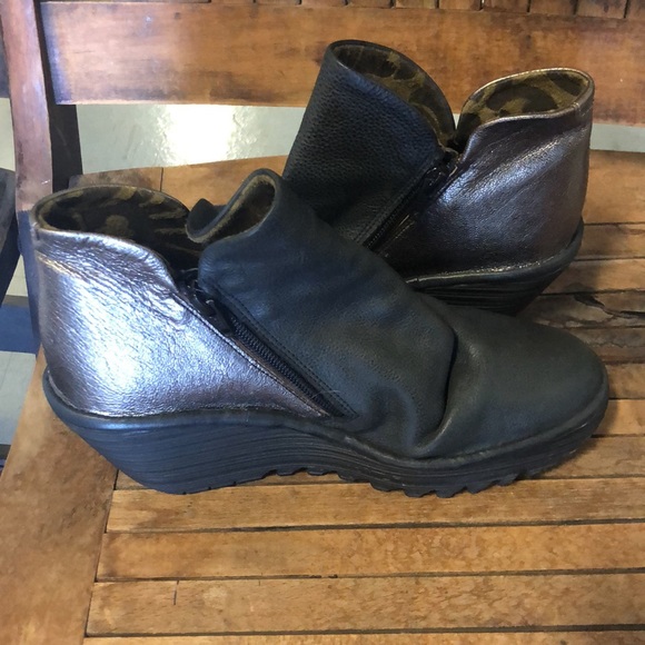 Fly London Booties size 39 Grey/Pewter - Picture 3 of 5